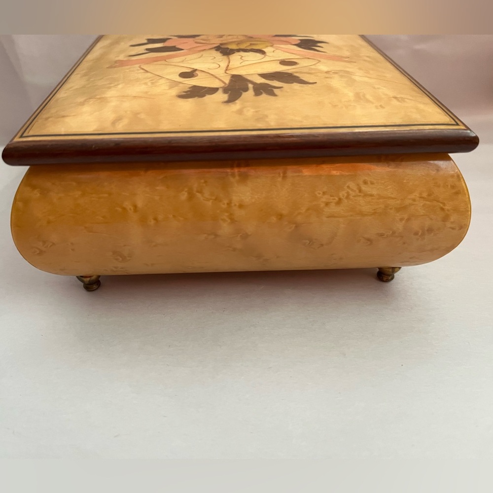 Floral Bells Wooden Inlay Music Box (Italy) - Picture 11 of 13